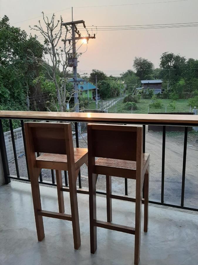 Baan Rabiangdao UthaiThani Uthai Thani Bagian luar foto